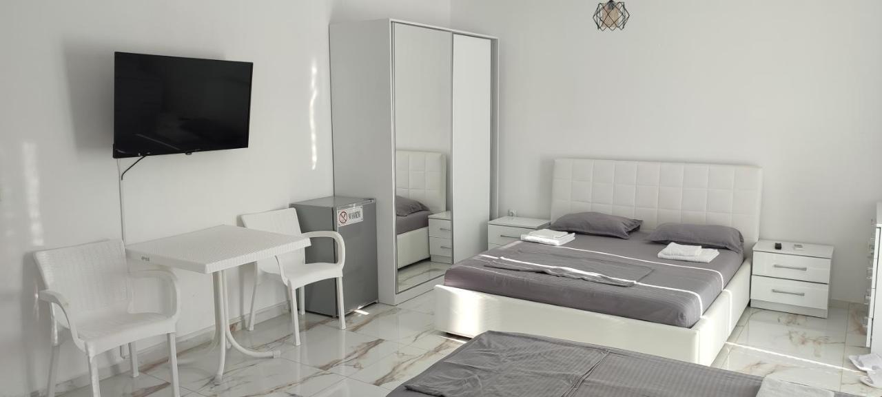 Golem Apartment Ngoại thất bức ảnh