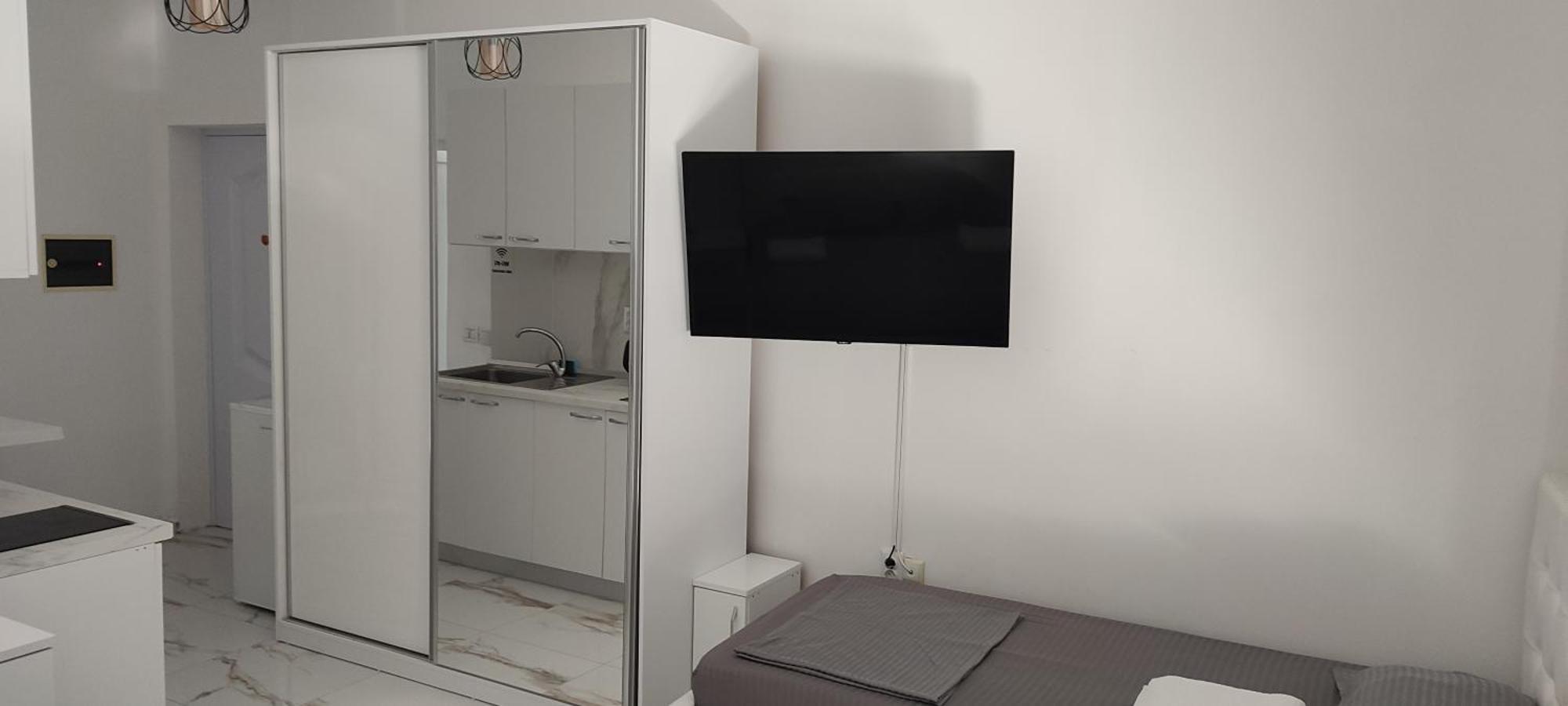 Golem Apartment Ngoại thất bức ảnh