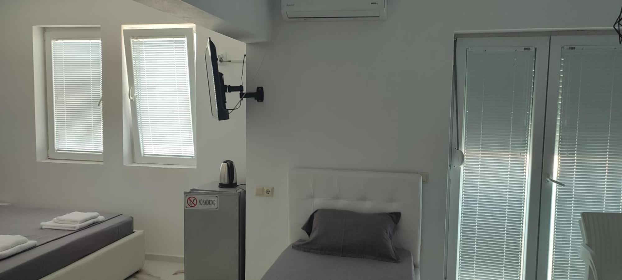Golem Apartment Ngoại thất bức ảnh
