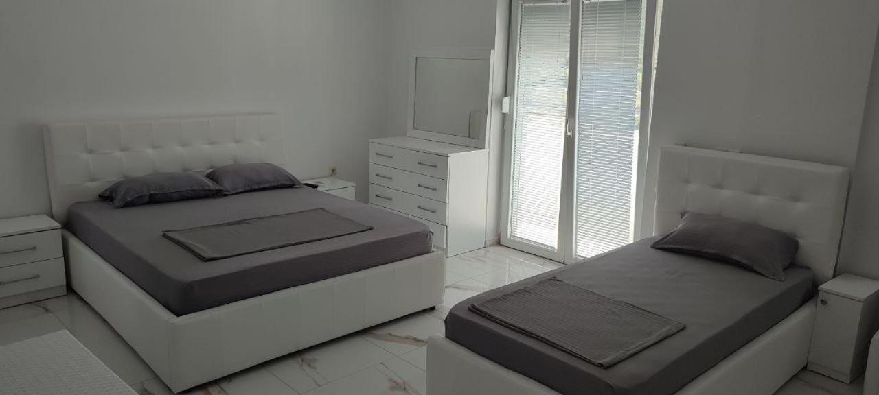 Golem Apartment Ngoại thất bức ảnh
